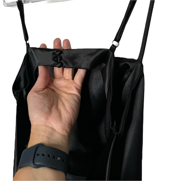 Lulus | NWT Endlessly Intriguing Open Back Black Satin Maxi Dress Large - Picture 7 of 11